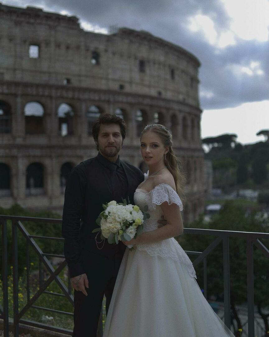 मशहूर कपल की शादी रोम में हुई
