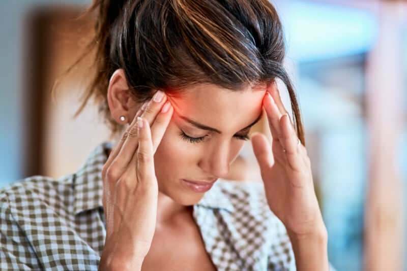 क्या सिरदर्द का कारण बनता है? उपवास करते समय सिरदर्द को कैसे रोकें? सिरदर्द के लिए क्या अच्छा है?