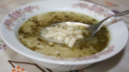 स्वादिष्ट शोरबा सूप कैसे बनाएं?