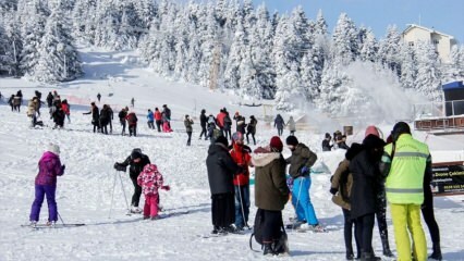 Uludağ में बर्फ की मोटाई 1 मीटर से अधिक हो गई