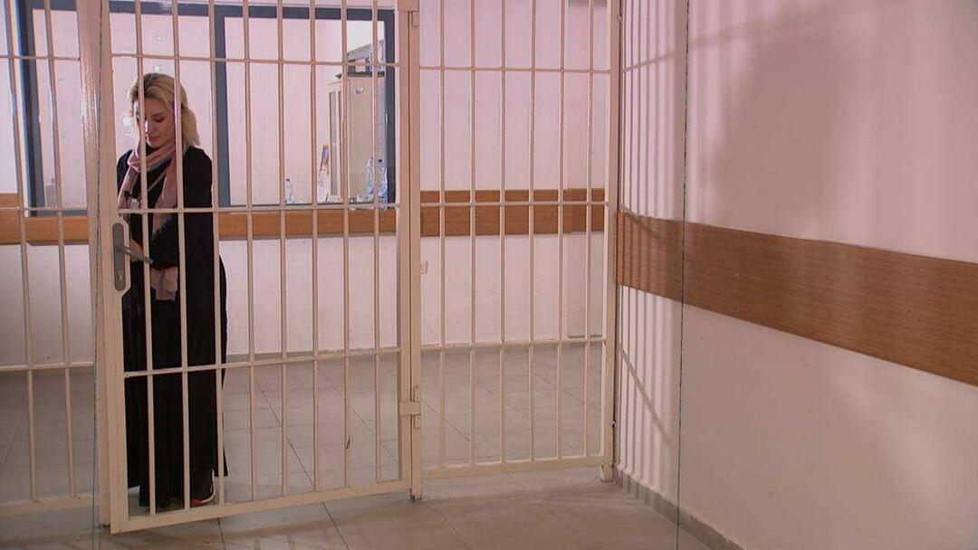 महिला कैदियों की नजर में जेल में जीवन बहार दरवाजे पर है