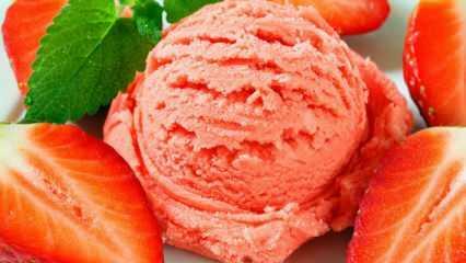 सबसे आसान स्ट्रॉबेरी आइसक्रीम कैसे बनाएं? स्ट्रॉबेरी आइसक्रीम रेसिपी के लिए टिप्स