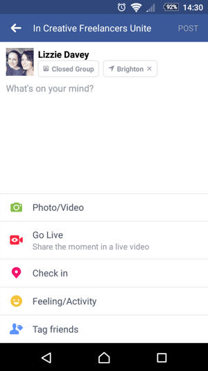 Facebook Live का उपयोग शुरू करने के लिए, जब आप एक स्थिति बना रहे हों, तो Go Live पर टैप करें।