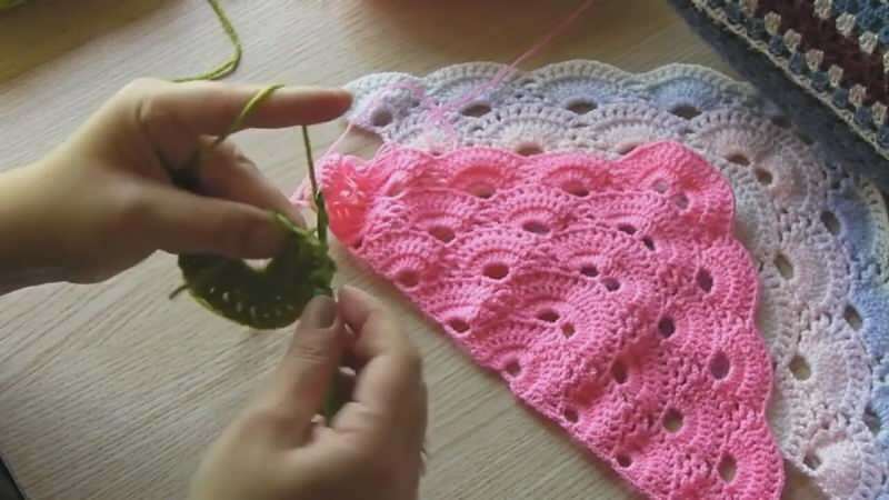 कैसे एक crochet स्ट्रॉबेरी स्वेटर पैटर्न बनाने के लिए? प्रैक्टिकल स्ट्रॉबेरी स्वेटर मॉडल की तैयारी crochet के साथ
