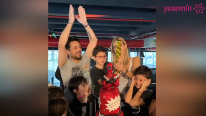 Reağla kıkel और Emre Altuğ ने अपने बेटे का जन्मदिन मनाया!