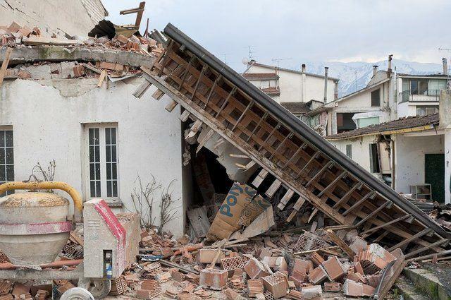 भूकंप के बाद क्या करें