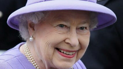 93 साल की महारानी एलिजाबेथ ने कोरोना वायरस के डर से महल छोड़ दिया!