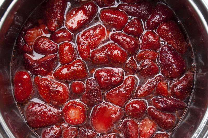 घर पर स्ट्रॉबेरी जैम कैसे बनायें? स्ट्रॉबेरी जैम बनाने की टिप्स