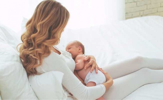 क्या स्तनपान कराने वाली माताएँ दवा का उपयोग कर सकती हैं?