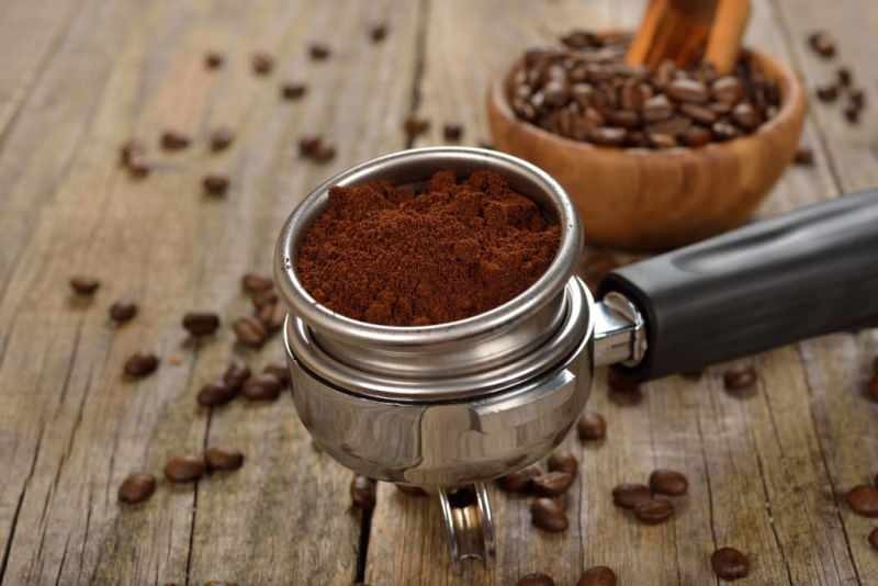 कैसे पता करें कि कॉफी अच्छी गुणवत्ता की है, इसे कैसे संग्रहीत किया जाता है?