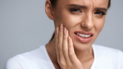दांतों को नुकसान पहुंचाने वाले खाद्य पदार्थ क्या हैं?