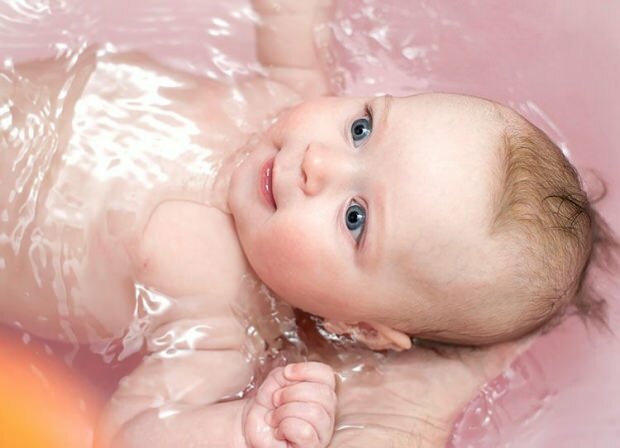 शिशुओं के लिए स्नान कैसे करें?