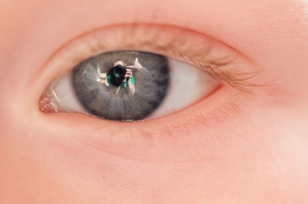शिशुओं में आंखों का रंग कैसे बनता है