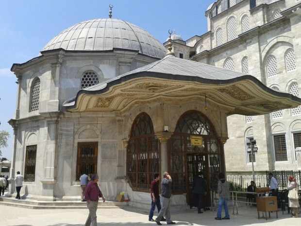 इस्तांबुल में घूमने के लिए पवित्र स्थान