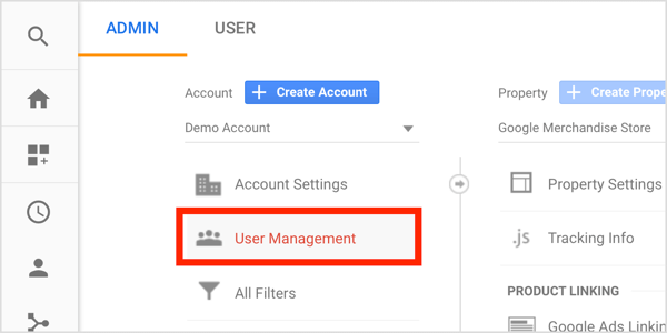 खाते के अंतर्गत Google Analytics व्यवस्थापक डैशबोर्ड में, उपयोगकर्ता प्रबंधन पर क्लिक करें।