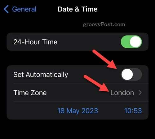 IPhone पर स्वचालित समयक्षेत्र अक्षम करना