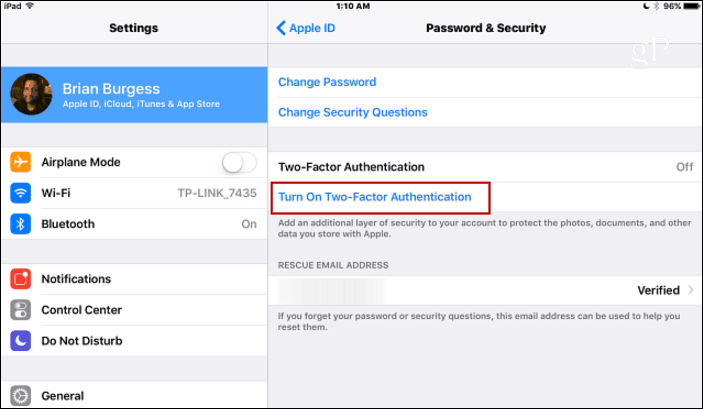 आपकी Apple ID के लिए टू-फैक्टर ऑथेंटिकेशन कैसे इनेबल करें