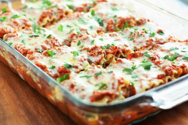 सबसे आसान कीमा बनाया हुआ Lasagna कैसे बनाये? मास्टरशेफ Lasagna आटा नुस्खा