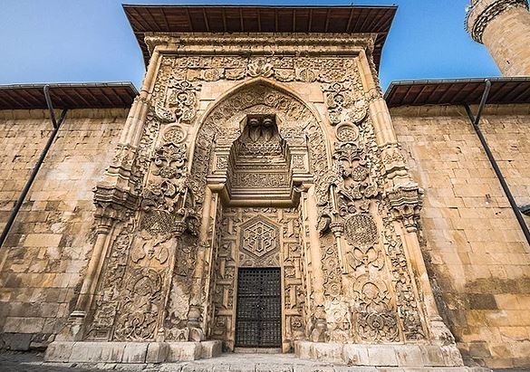 दिवृगी महान मस्जिद - स्वर्ग द्वार