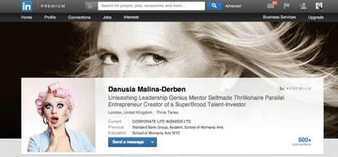 डेनसिया मालिना-डेरबेन लिंक्डइन हीरो छवि