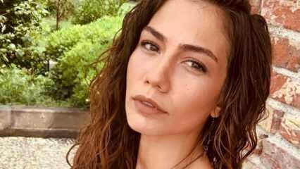 Demet etzdemir अपने होम पोज़ के साथ ध्यान का केंद्र बन गया! बिना मेकअप के ...