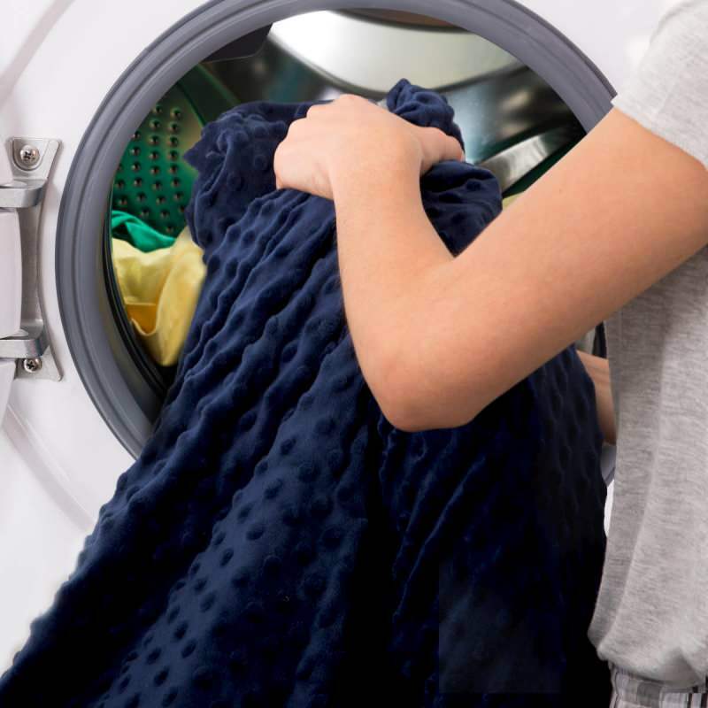 मशीन में कंबल धोना