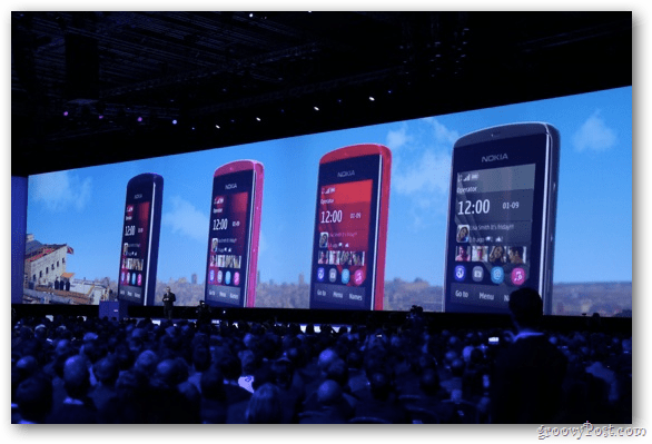 नोकिया ने लूमिया और आशा स्मार्टफोन की घोषणा की