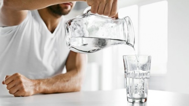 पानी पीने से वजन कम कैसे करें? पानी का आहार जो एक हफ्ते में 7 किलो कमजोर हो जाता है! वजन से पानी पीने की दर