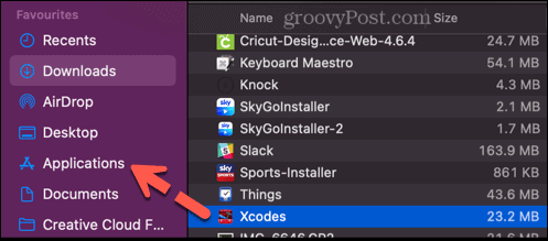 एप्लिकेशन फ़ोल्डर में xcodes खींचें