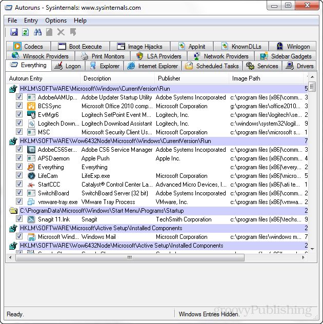 Sysinternals Autoruns विंडोज स्टार्टअप आइटम प्रबंधित करने में मदद करता है