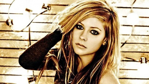 Avril Lavigne को साइलेंट किलर बीमारी हो गई!