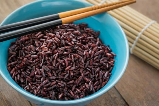 काले चावल का सेवन कैसे करें