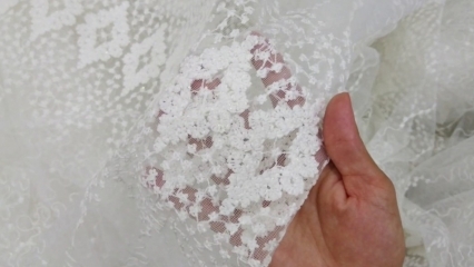 बर्फ की तरह पर्दे बनाने वाली विधि पाई गई! पर्दा कैसे धोया जाता है?