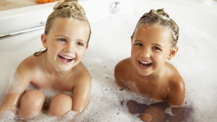 बच्चों को कितनी बार धोया जाना चाहिए?