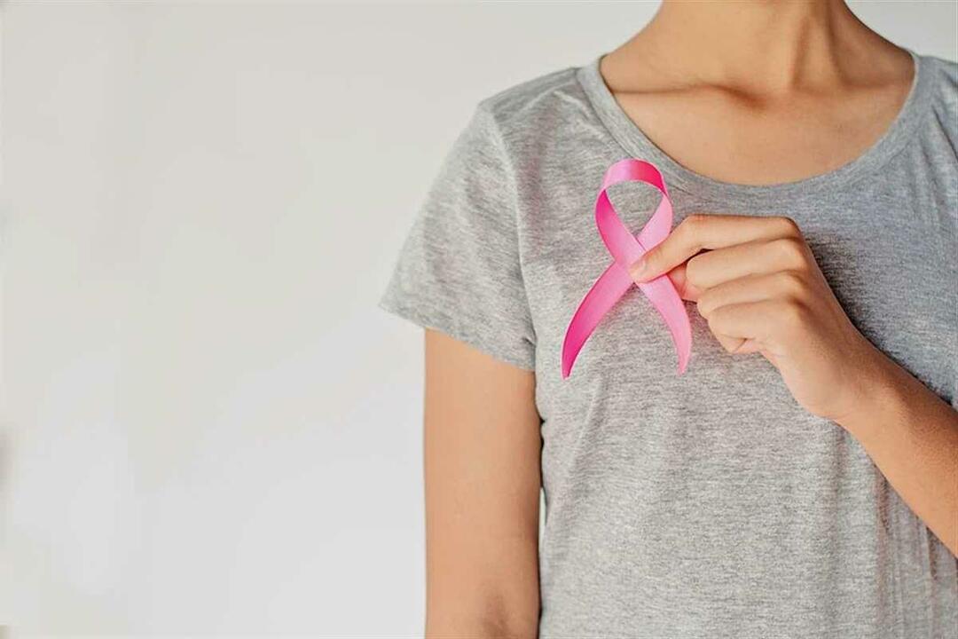 स्तन कैंसर का पता कैसे लगाएं