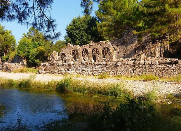 ओल्मपोस प्राचीन शहर