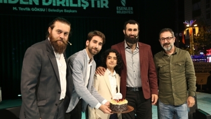 पुनरुत्थान Ertuğrul खिलाड़ियों ने 'रमजान पुनरुत्थान' कार्यक्रम में भाग लिया