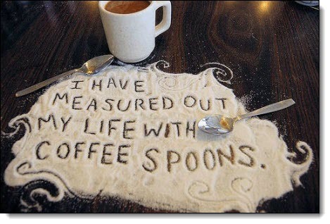 एक लंबे जीवन के लिए आउटलुक आप कितने कप कॉफी पीते हैं पर निर्भर करता है