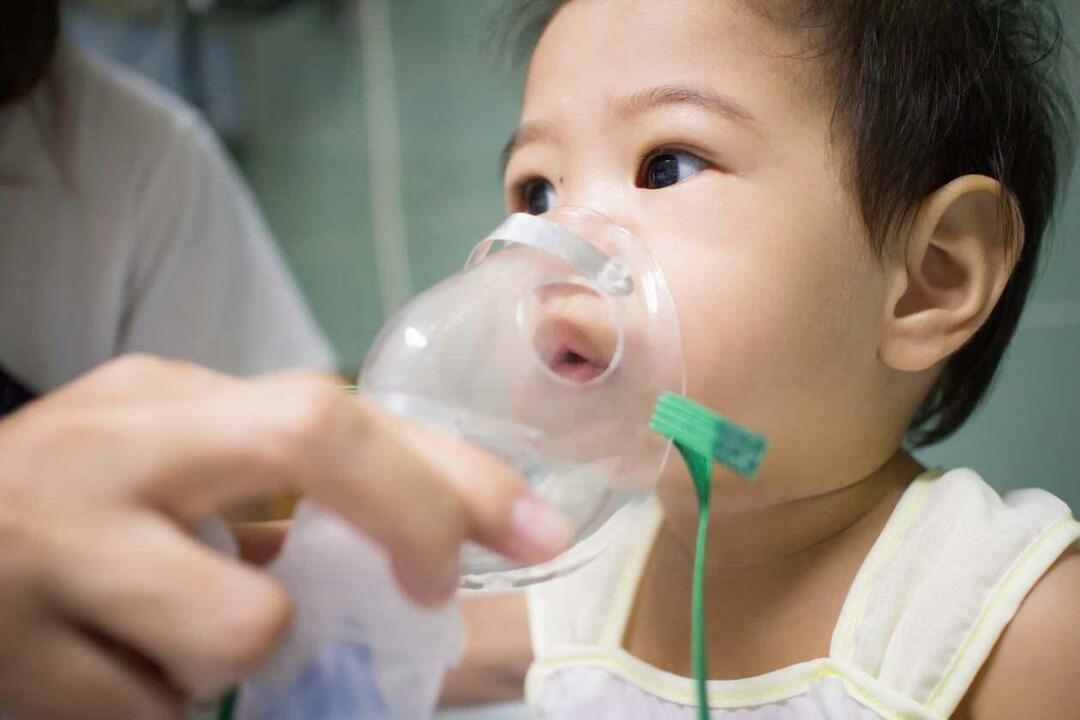 शिशुओं में सांस की तकलीफ का पता कैसे लगाएं? सांस की तकलीफ वाले बच्चे के साथ क्या करें?