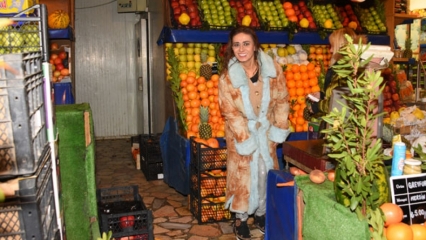 Yıldız Tilbe से 300 टीएल फलों की खरीदारी