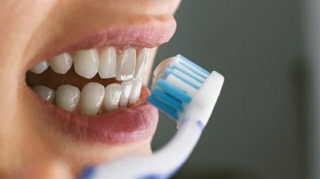 क्या आपके दांतों को ब्रश करने से उपवास टूट जाता है?