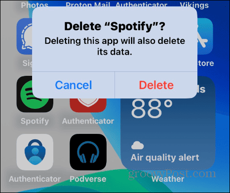 IPhone पर Spotify ऐप हटाएं