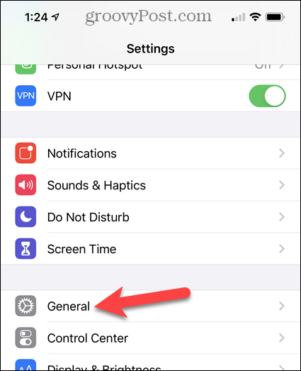 IPhone सेटिंग्स स्क्रीन पर सामान्य टैप करें