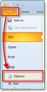 microsoft आउटलुक 2010 में, पृष्ठभूमि में प्रवेश करने के लिए फ़ाइल रिबन पर क्लिक करें और फिर विकल्प बटन पर क्लिक करें