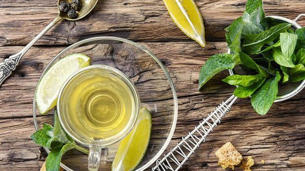 चाय में नींबू मिलाने के क्या फायदे हैं? नींबू की चाय के साथ तेजी से वजन घटाने की विधि