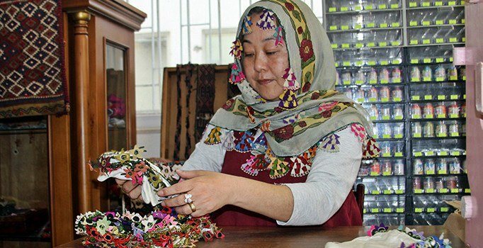 जापानी दुल्हन तुर्की संस्कृति को अपनाती है