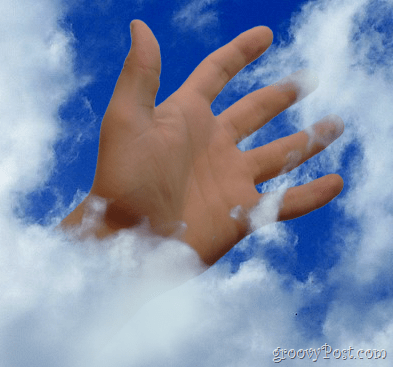 बादलों में हाथ