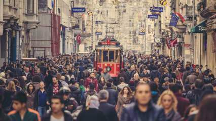 TURKSTAT ने शेयर किया डाटा! तुर्की के 48 प्रतिशत लोग खुश हैं