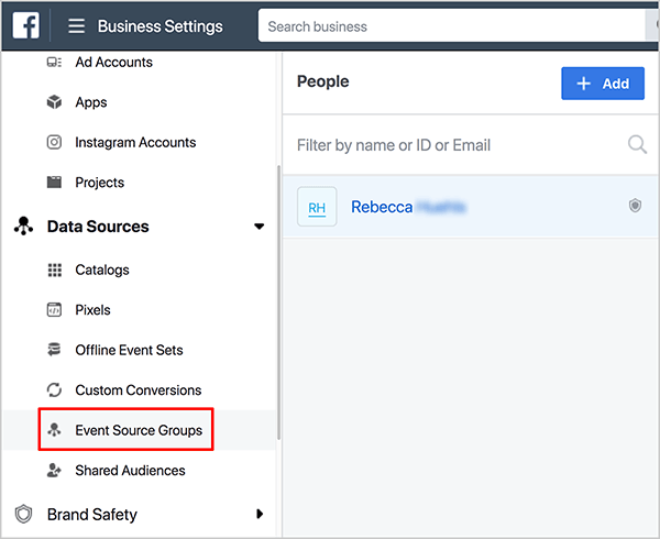 एंड्रयू फॉक्सवेल नोट करता है कि आप बिजनेस मैनेजर में इवेंट सोर्स ग्रुप डेटा स्रोत साझा करके फेसबुक एनालिटिक्स से डेटा साझा कर सकते हैं। व्यावसायिक सेटिंग पृष्ठ पर, बोल्ड डेटा स्रोत शीर्षक के तहत, बाएं हाथ के कॉलम में ईवेंट स्रोत समूहों का चयन करें।