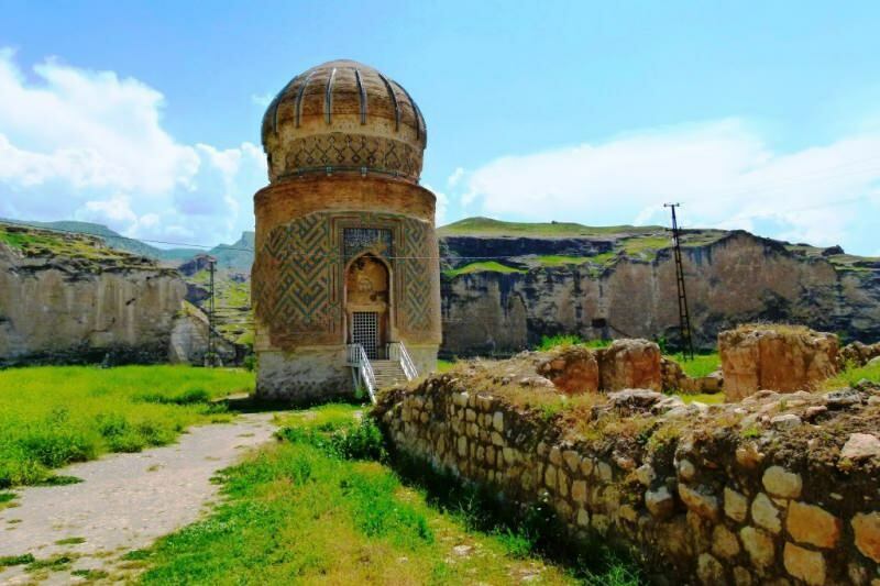 आपको तुर्की में पूरी हुई ऐतिहासिक इमारतों की बहाली देखने की जरूरत है